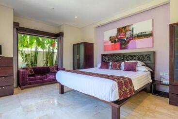 Жильё для туристов Athena 2 Romantic 1br Pool Villa Sanur