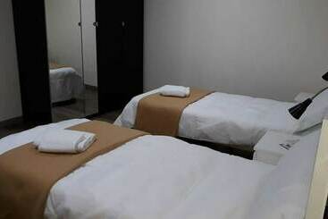 فندق فئة نجمة واحدة Europa House Village