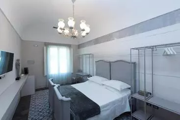 Pension Palazzo Conti Camere & Suites