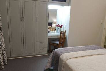 פנסיון Primavera Guest House