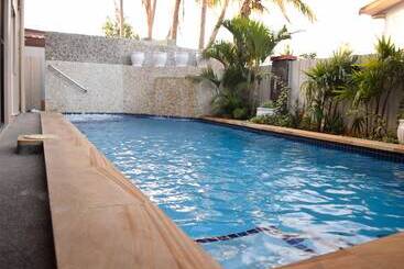 Turistihuoneistot Al Minhaj Service Apartments