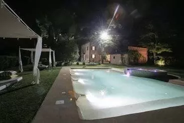 Nocleg ze śniadaniem Relais Montemaggiore