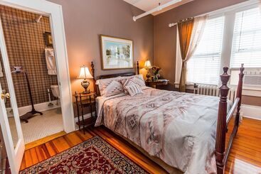 客栈 The Henderson