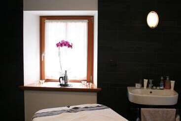 Hotelli Albergo Diffuso Comeglians