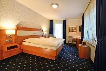 Landgasthaus & Hotel Lindenhof