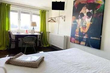 Hotel Liegen;schaft Guesthouse