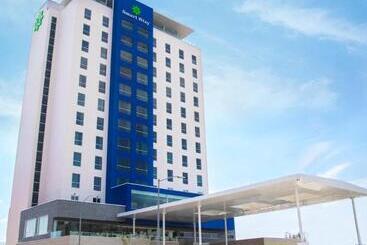 فندق Hilton Garden Inn Silao Aeropuerto Bajio