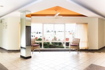 Hotel Treebo Fort Club