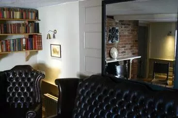 The Black Bull Inn