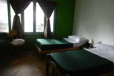 Acequias Bed And Breakfast