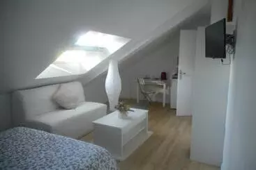 Bed and Breakfast Gadeyne Nathalie Le Chalet De Malvoue
