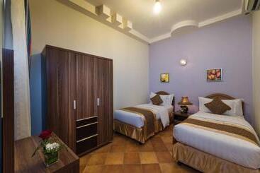 Апартаменты Boudl Al Nakheel