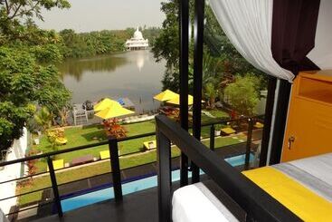 Escapade By Lvb Hostel