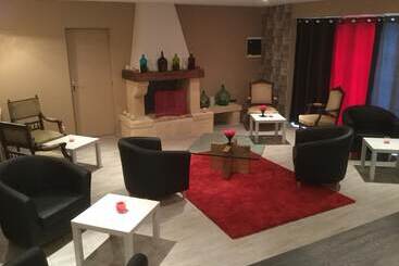 Отель L'art Dit Vin