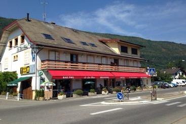 فندق Hôtel Restaurant Le Lac Bleu