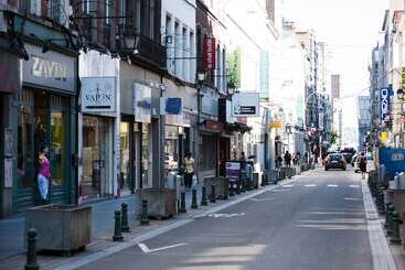 آپارتمان‌های توریست‌ها Smartflats Design   Opera