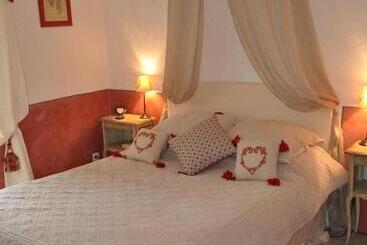 ベッドアンドブレックファースト La Ribeyrette