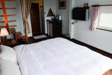 Bridge12th B&b