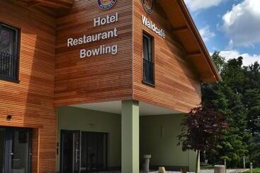 Отель & Restaurant Waldcafe Hettstedt