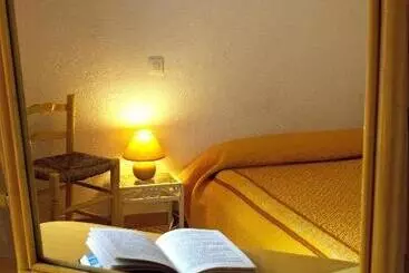 Moulin De Cornevis Bed And Breakfast