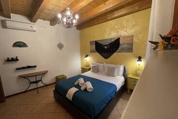 تختخواب و صبحانه Bb Vicolo 22