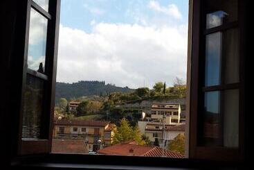 هتل Albergo Giovanni Da Verrazzano