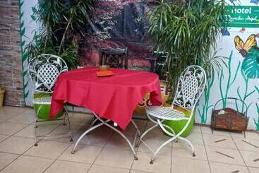 مبيت وإفطار Rancha Azul Inn