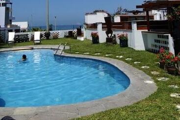 簡易ホテル Casabarco Punta