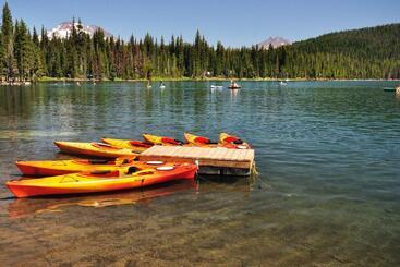 Hotel Fairway Village Unit 9