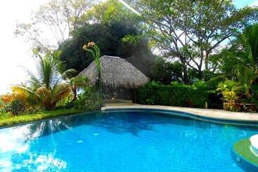 Отель Lagunavista Villas