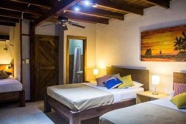 호텔 Santascabinas