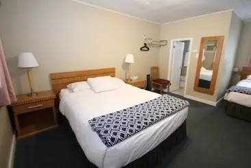 Harrison Spa Motel