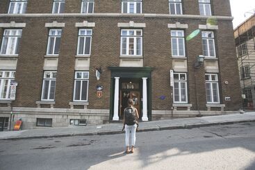 هتل Auberge Internationale De Quebec   Hi Canada