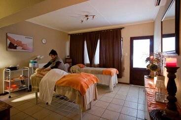 ホテル Boulders Lodge & Spa