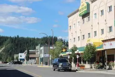 Elite Hotel Downtown Center  Ski & Northern Light Tour Long Term Stay