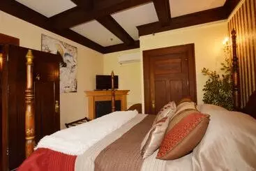 هتل Marketa S Bed And Breakfast