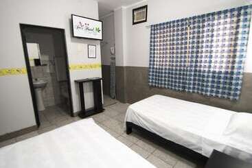 هاستل Jer`s Hostal