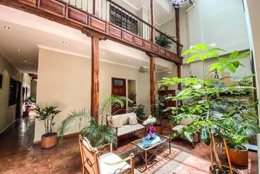 فندق Santa Lucia House  Forum