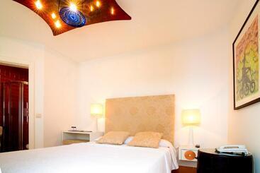 Hotel Hostal Casa Alborada