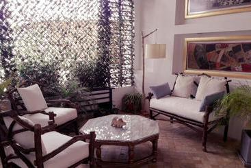 Mango Verde Bed & Breakfast