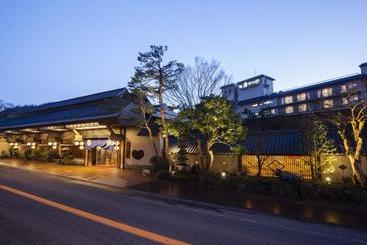 Hotel Kasenkyo Izutsuya