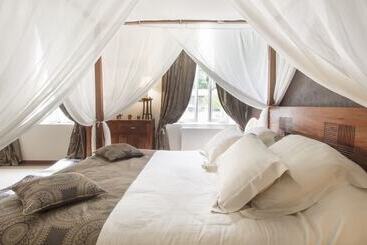 بنسيون Chateau De Puyrigaud