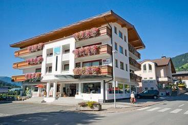 游客公寓 Apartmenthaus Brixen & Haus Central