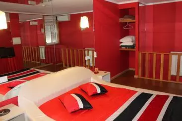 مسافرخانه Monte Carlo Love Porto