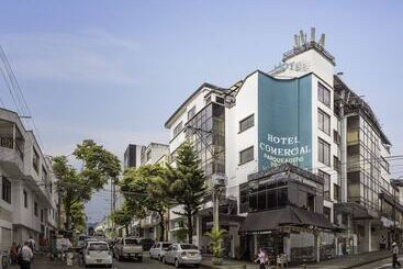 Ayenda 1120 Hotel Comercial