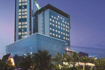 هتل Wyndham Panbil Batam