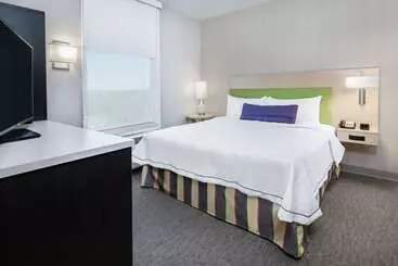هتل Home2 Suites By Hilton Austin Airport