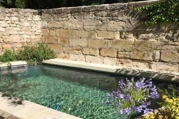 تختخواب و صبحانه N15 Les Confidences Chambres D Hôtes