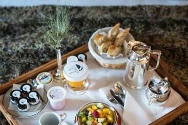 هتل Hôtel Les Barmes De L Ours