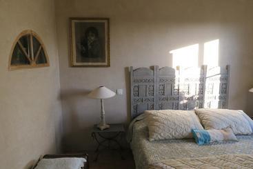 Turistlejligheder Le Clos D Estellan Piscine Chauffée